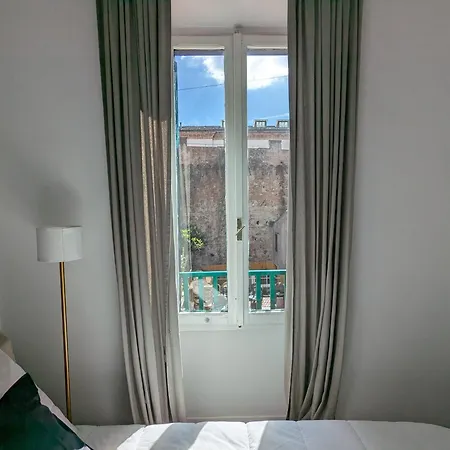 Borgo Place アパート *